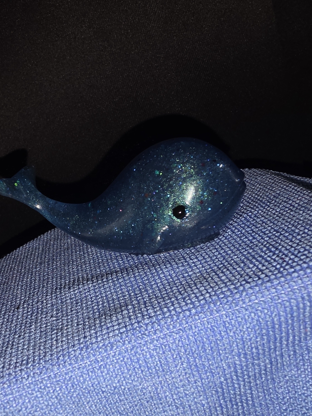Blue Glitter Whale Aquarium Ornament - Brand Unknown